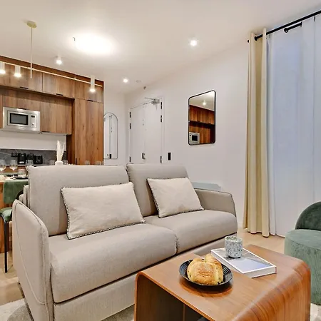 Spacious - 3bdr-6p *