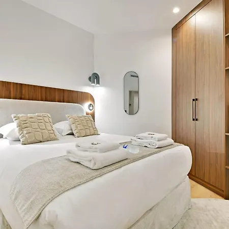 Apartment Spacious - 3bdr-6p *