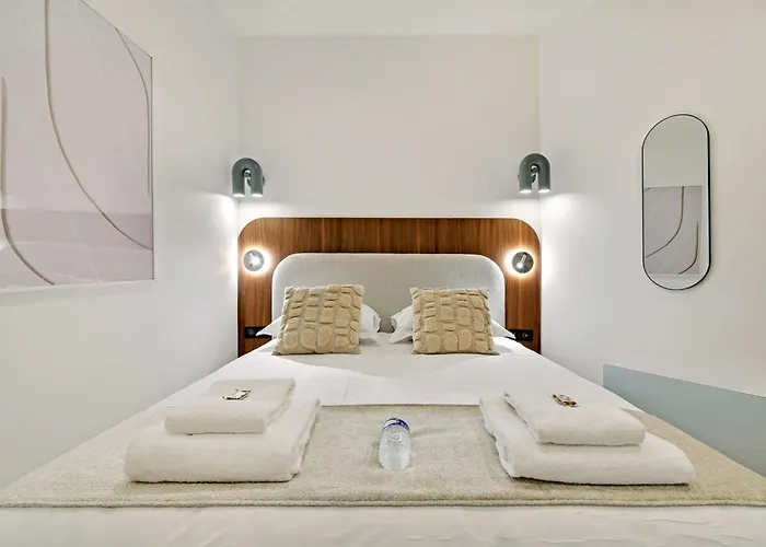 Spacious - 3bdr-6p