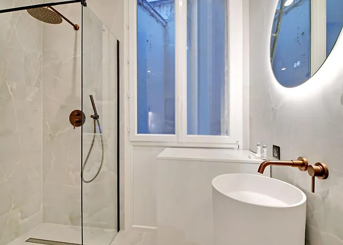 شقة Spacious - 3bdr-6p باريس